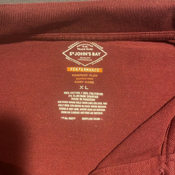 EUC maroon short sleeved shirt - Picture 2 of 2